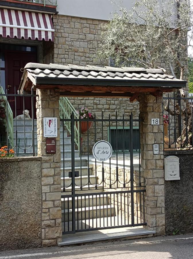 普洛瓦里塞欧Riflessi D'Arte住宿加早餐旅馆 外观 照片